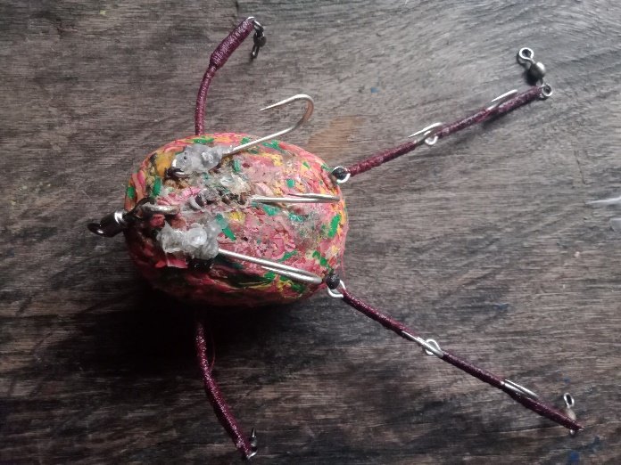 Cara Kreatif Nelayan Desa Torosiaje Sulap Limbah Sampah Jadi Alat Pancing Gurita