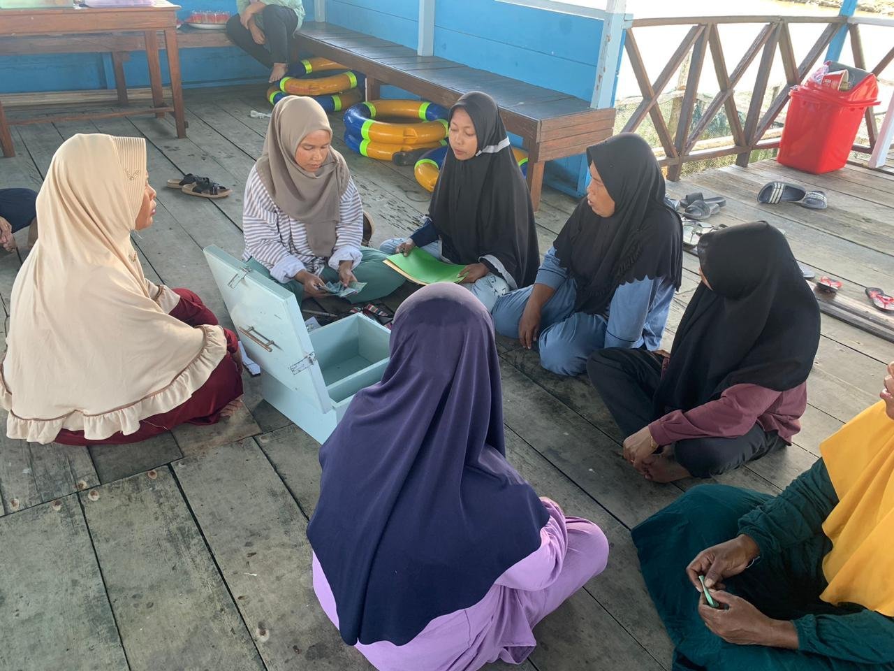 Perempuan Uwedikan Sepakati Aturan Simpan Pinjam untuk Kesehatan Finansial